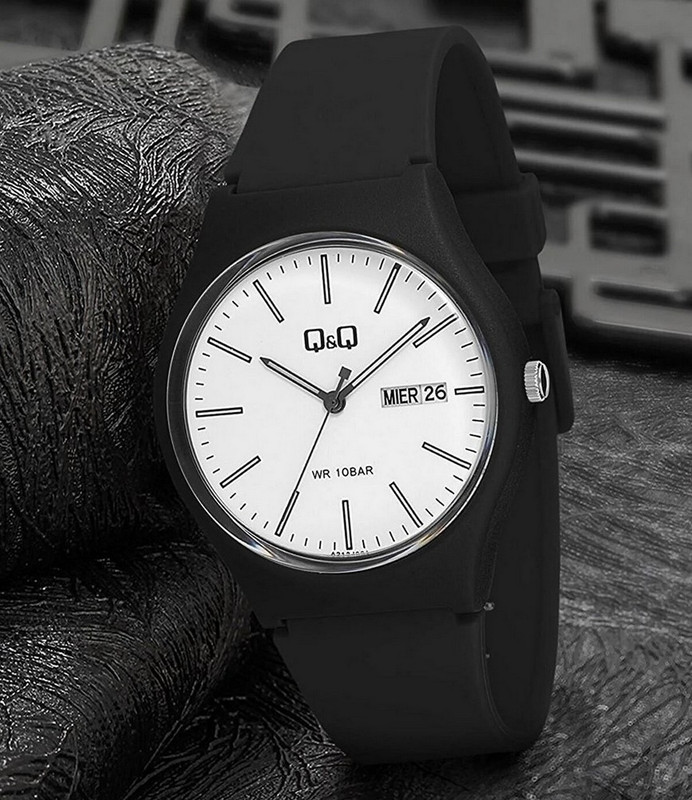 Reloj Q&q Qyq A212j00 Deportivo Unisex Impermeable Negro Fondo Blanco + Estuche