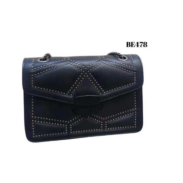 Bolso negro apliques plomo BE478