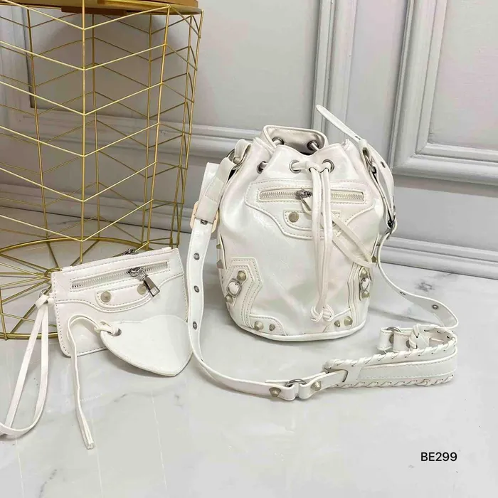 Bolso Blanco Apliques BE299