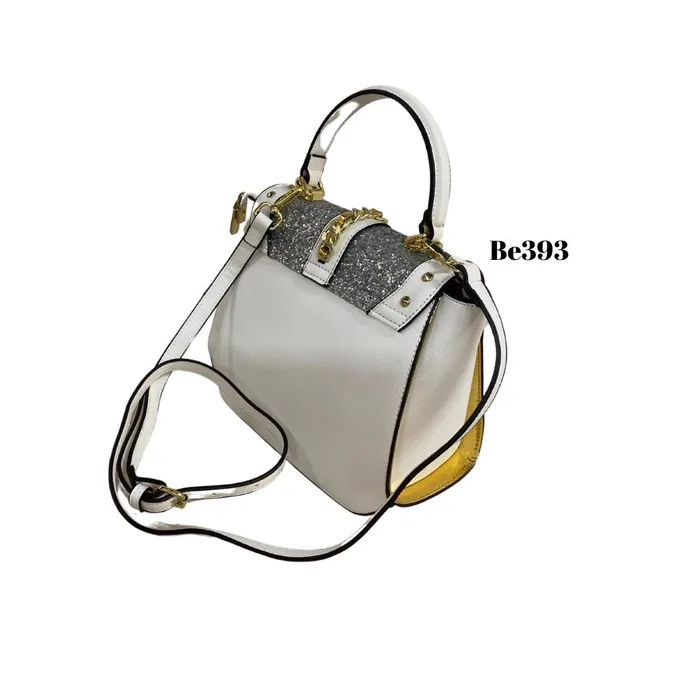 Bolso blanco apliques dorados detalles brillantes BE393