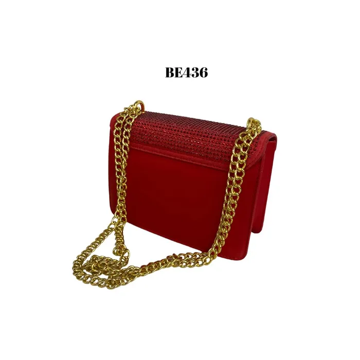 Bolso rojo apliques brillantes detalle cadena dorada BE436