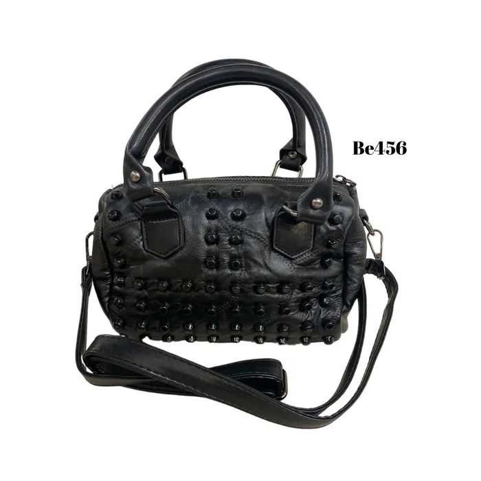 Bolso Negro Apliques Negros BE456