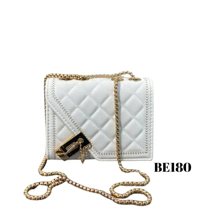 bolso blanco apliques cadena dorada be180