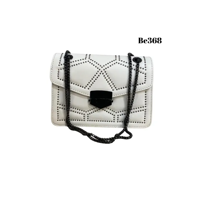 Bolso blanco apliques cadena plomo BE368