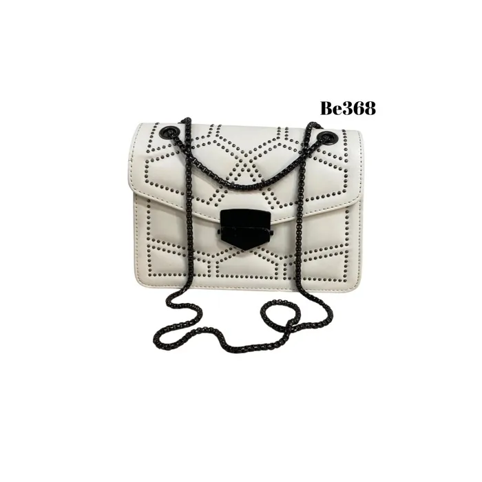 Bolso blanco apliques cadena plomo BE368