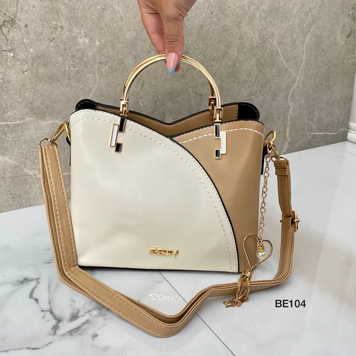 Bolso Beige Detalles Dorados BE104