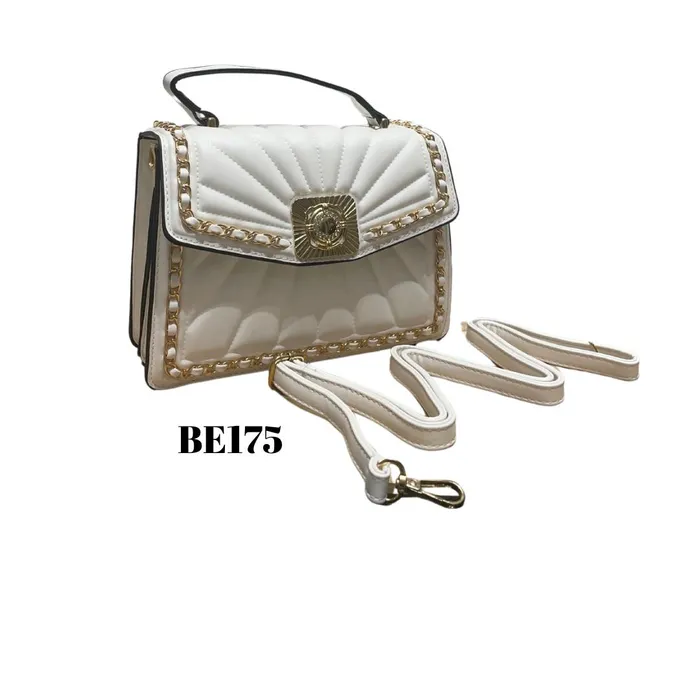 bolso blanco aplique cadena dorada be175