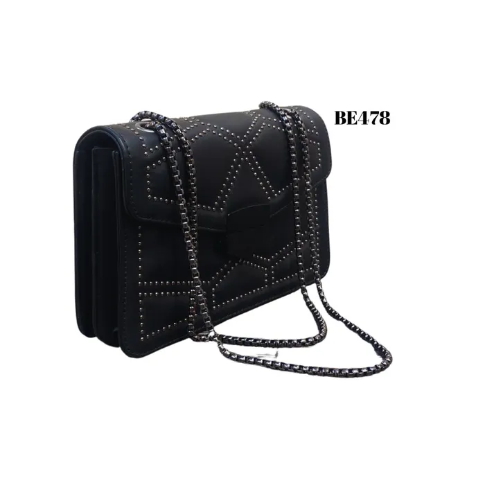 Bolso negro apliques plomo BE478