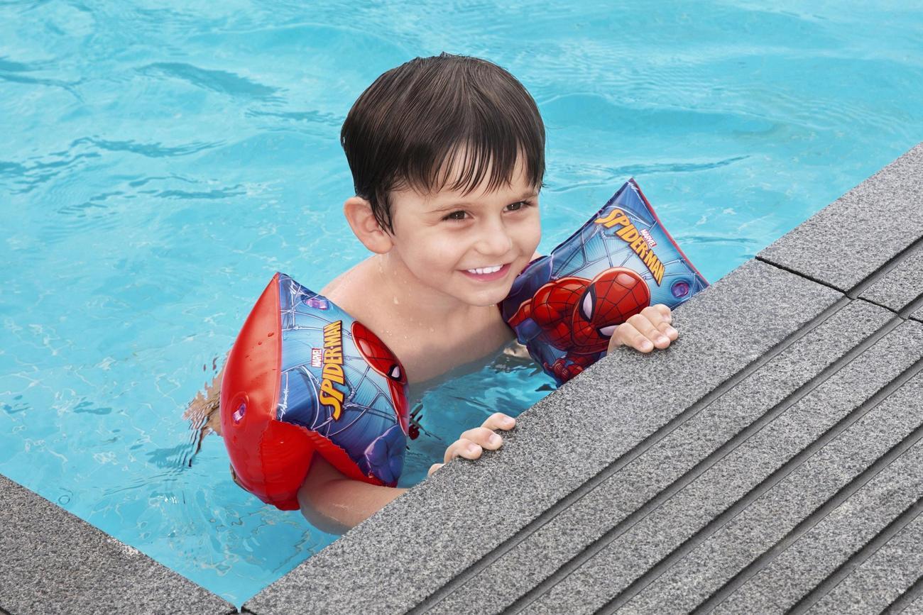 Flotador Brazos Piscina Bestway Spiderman Hombre Araña 98001